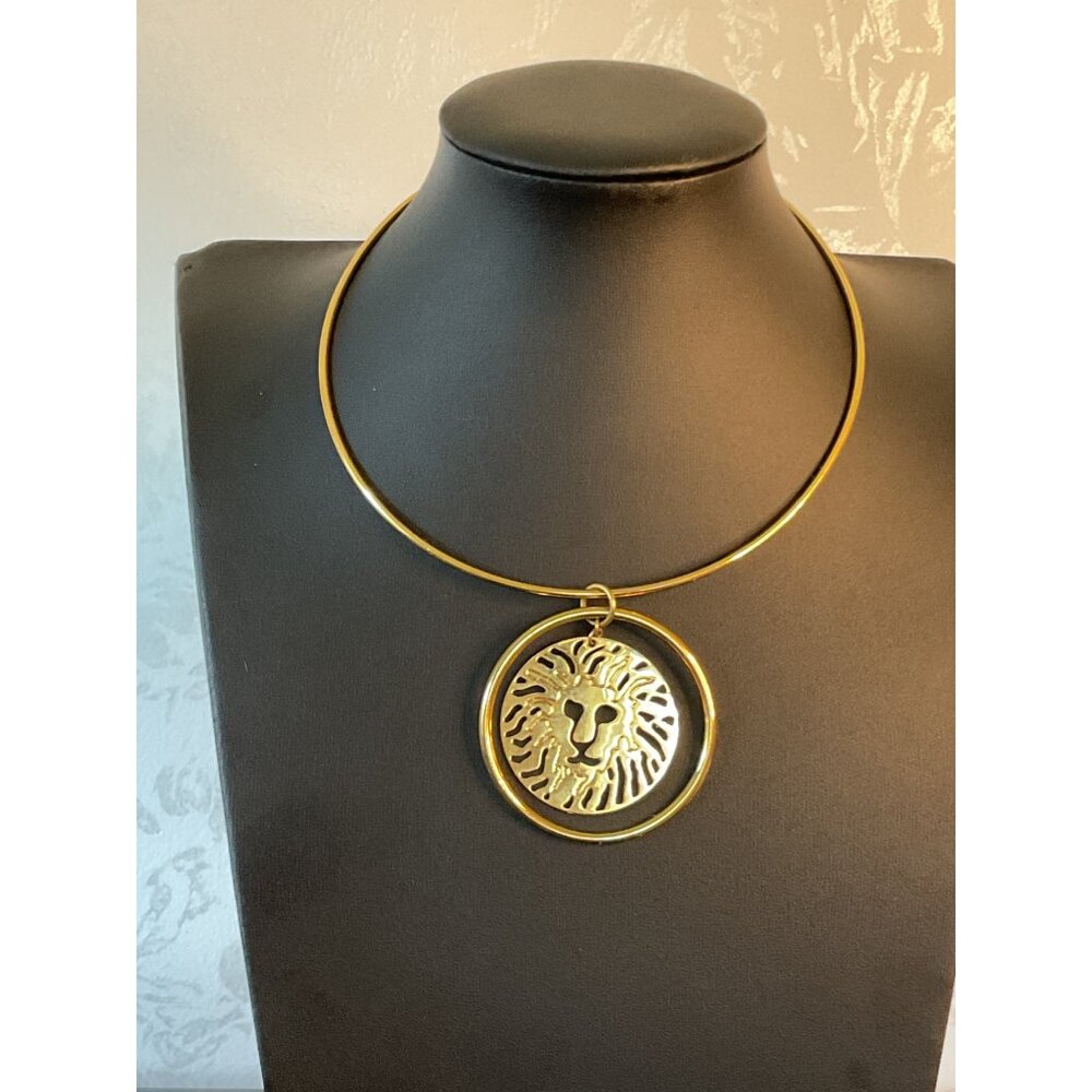 Vintage Gold Choker Lion Pendant Necklace